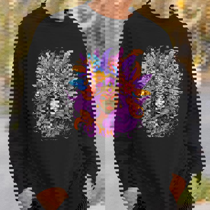 マルディグラ フェザー パープル マスク グリーン ニューオーリンズ スウェットシャツ 彼への贈り物