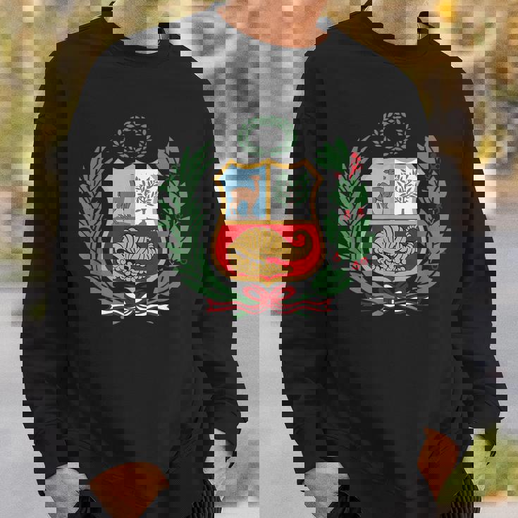 ユニセックス ペルーポロ ペルーストライプ レッド フットボール サッカー クレスト スウェットシャツ 彼への贈り物