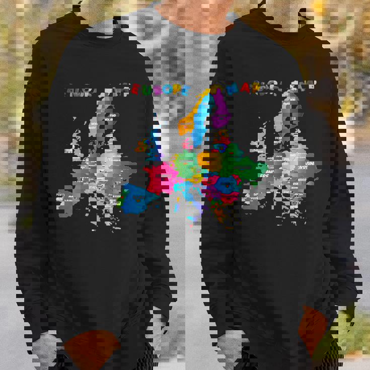 ヨーロッパ地図、国旗、ヨーロッパ諸国 スウェットシャツ 彼への贈り物