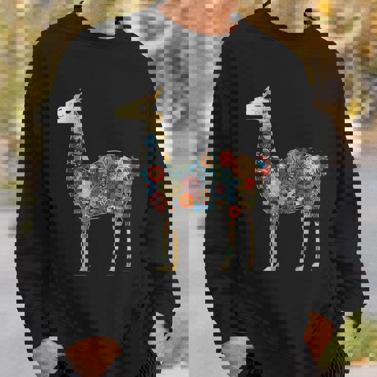 ラマ アルパカ フローラル カラフル 花 ペルーのお土産 スウェットシャツ 彼への贈り物