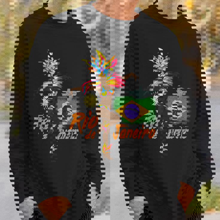 リオデジャネイロブラジルヴィンテージサンバカーニバルダンサーと旗 スウェットシャツ 彼への贈り物