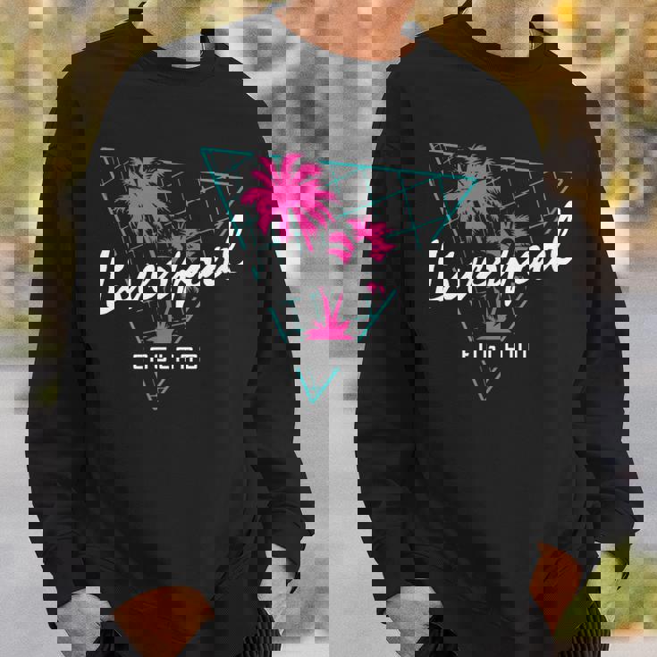 リバプールイングランドレトロ80年代tシャツ スウェットシャツ 彼への贈り物