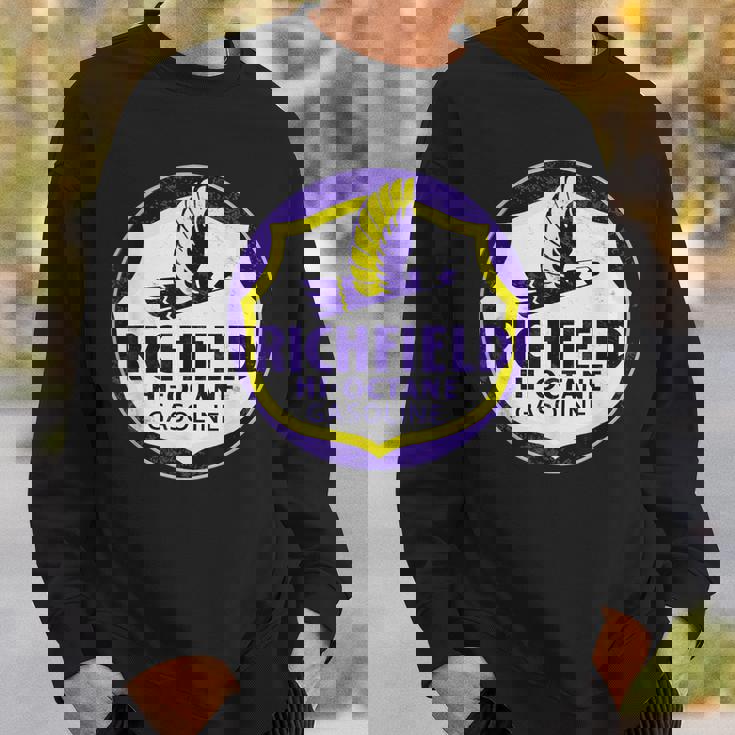 レトロヴィンテージガソリンスタンド リッチフィールドガソリン車 バイクガレージ スウェットシャツ 彼への贈り物