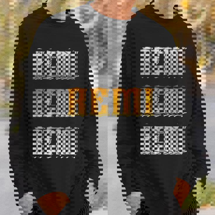 レミ 名前 ヴィンテージ レトロ 誕生日 スウェットシャツ 彼への贈り物