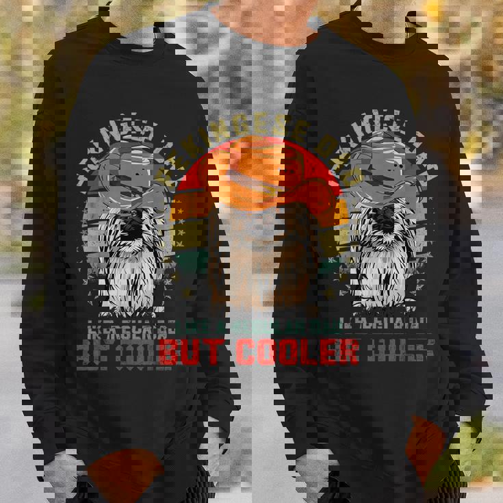 ヴィンテージ レトロ ペキニーズパパ Like Regular Dad But Cooler スウェットシャツ 彼への贈り物