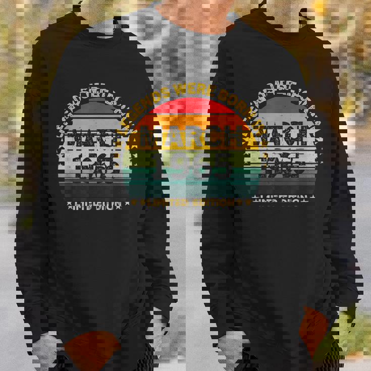 ヴィンテージ60歳の誕生日レジェンドは1965年3月に誕生しました。 スウェットシャツ 彼への贈り物