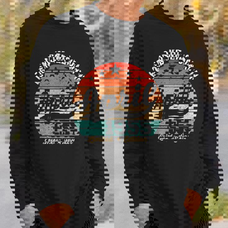 ヴィンテージ70歳の誕生日の伝説は1955年4月に誕生しました。 スウェットシャツ 彼への贈り物