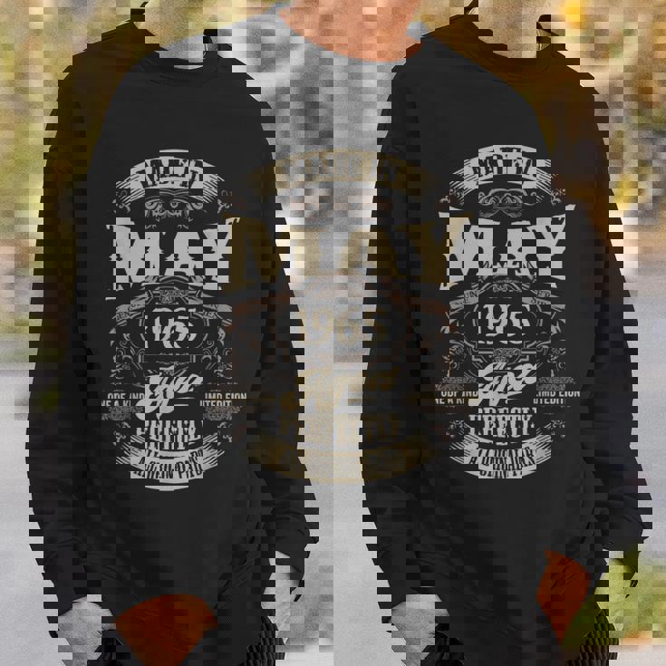 ヴィンテージ還暦祝い 1965年5月生まれ 60歳 スウェットシャツ 彼への贈り物