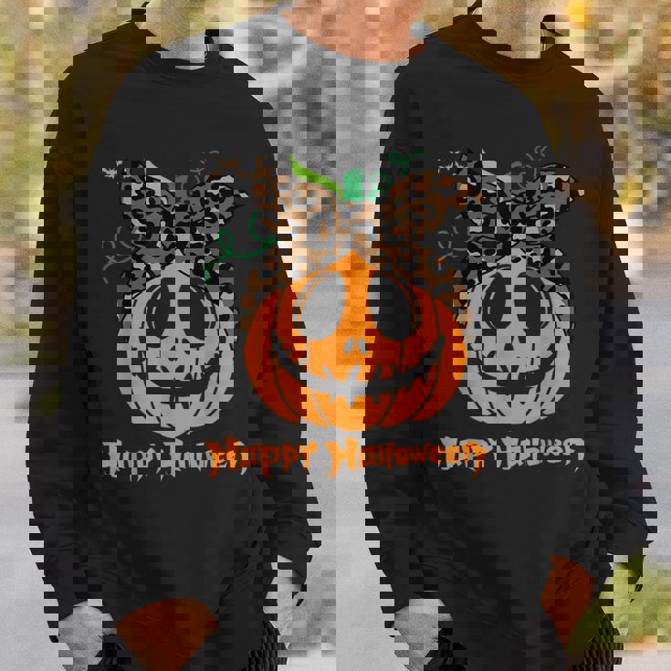 不気味なカボチャ ヒョウ柄 乱雑なお団子 ハロウィン 面白い スウェットシャツ 彼への贈り物