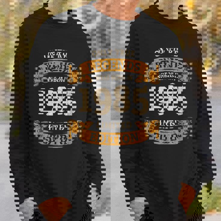 伝説は 1985 年に誕生しました ヴィンテージ 40 歳の誕生日 40 歳 スウェットシャツ 彼への贈り物