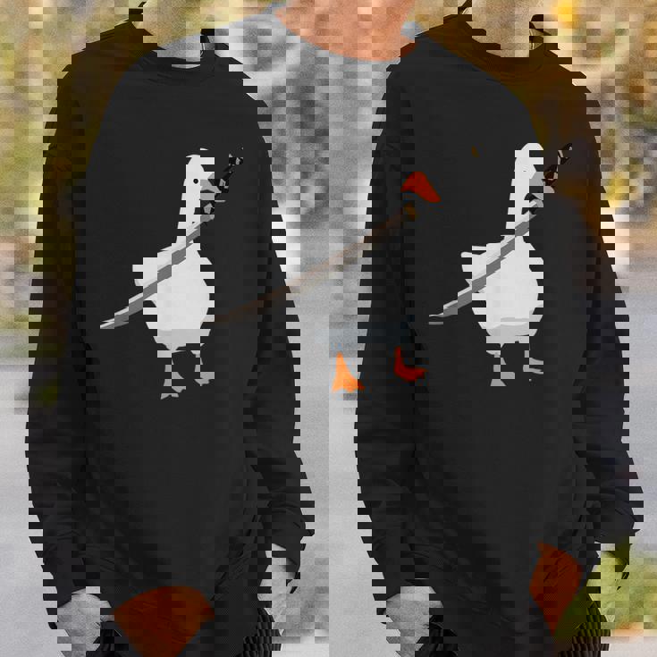 刀を持ったアヒルと剣を持つアヒル 刀包丁 ガチョウ スウェットシャツ 彼への贈り物