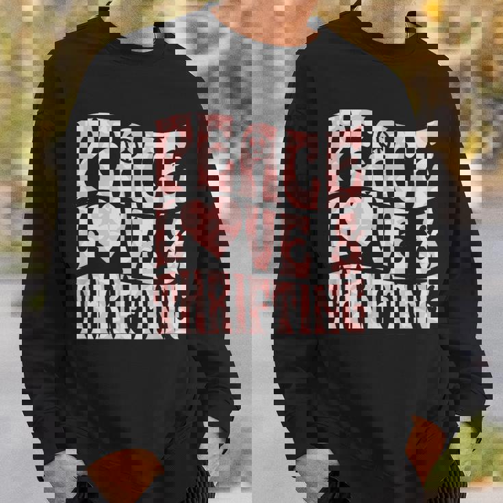 平和の愛と倹約心と平和のシンボル。 スウェットシャツ 彼への贈り物