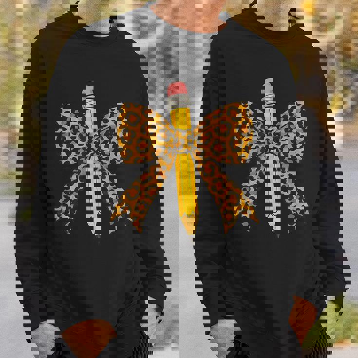 弓鉛筆 ヒョウ柄 初日 新学期 スウェットシャツ 彼への贈り物