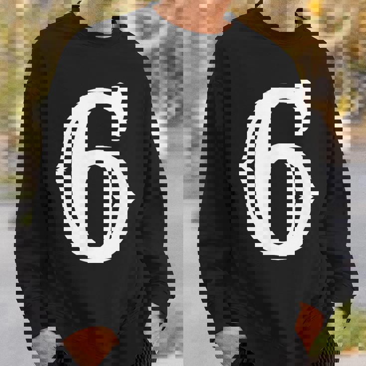 数字 6 インチ 白 大 太字 アメリカ 西部 スタイル フォント スウェットシャツ 彼への贈り物