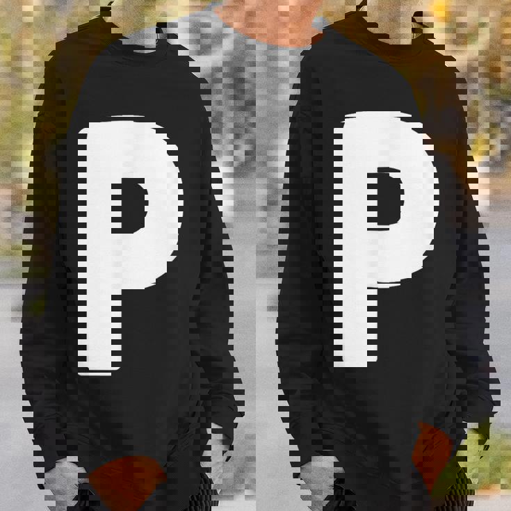 文字p 大文字 アルファベット モノグラム イニシャル スウェットシャツ 彼への贈り物