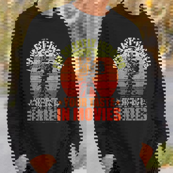 映画で味を判断する 映画ファン 映画 シネマ スウェットシャツ 彼への贈り物