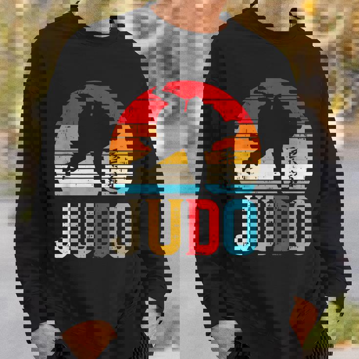 柔道投げ レトロ 日本の格闘技 柔道家 ファイター ギフト スウェットシャツ 彼への贈り物