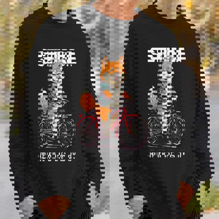 柴犬 いぬ イラスト 柴犬好き 犬好き 自転車 かわいい おもしろ レトロ Ride For Life's Joy スウェットシャツ 彼への贈り物