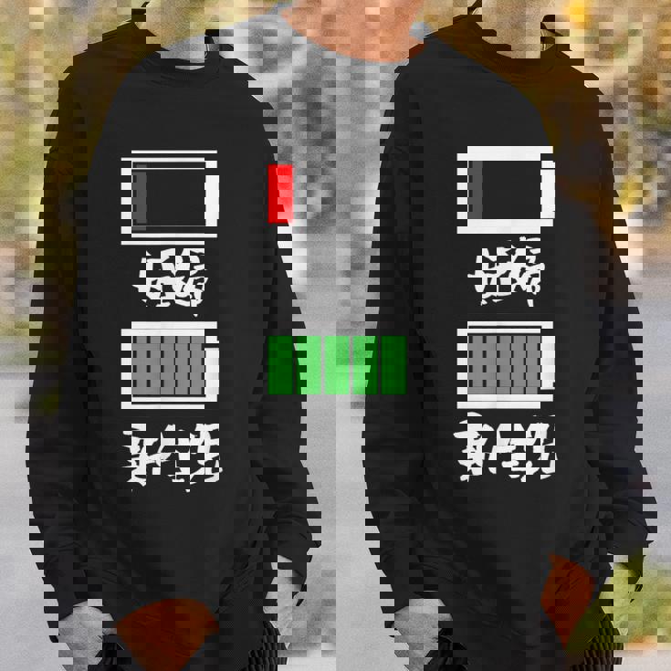 母 妊婦 面白いtシャツ 妻 電池切れ 妊婦さん メンズ おもしろ 面白い 服 オリジナル グッズ 文字tシャツ ネタ スウェットシャツ 彼への贈り物