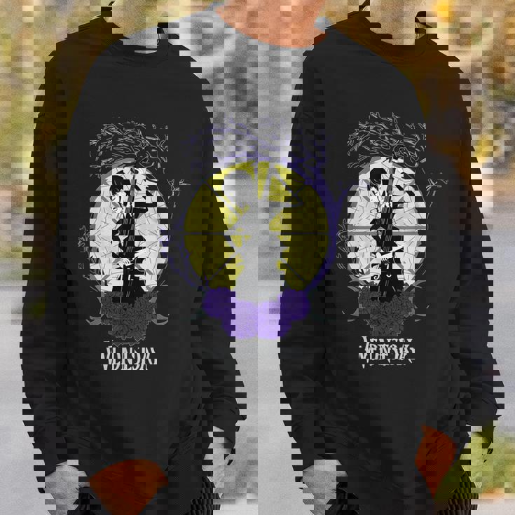 水曜シリーズ 水曜 ガラス窓付きチェロ演奏 スウェットシャツ 彼への贈り物