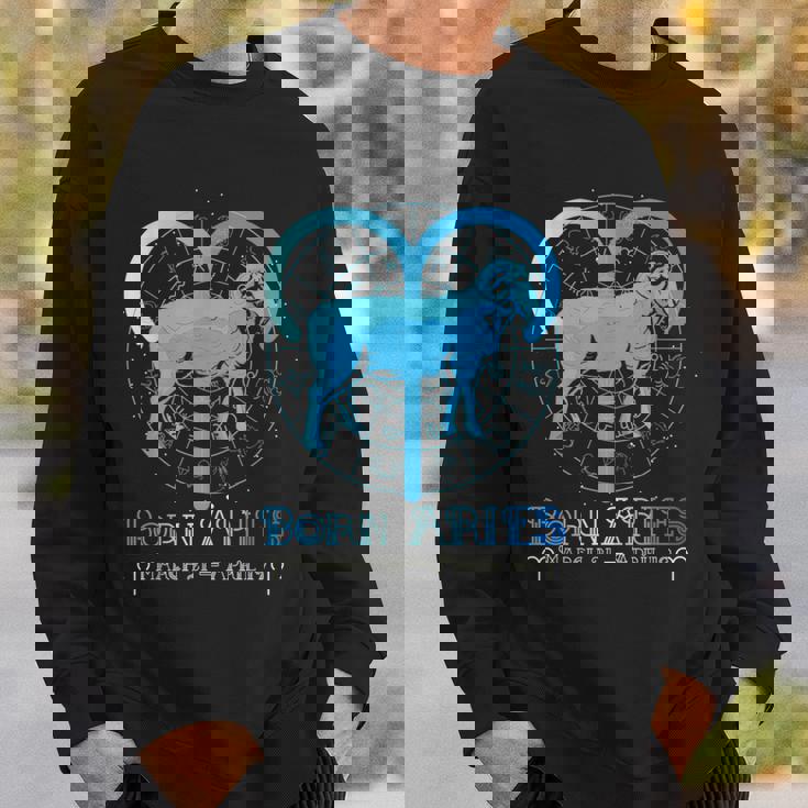 牡羊座 星座 星座 牡羊座 星座 スウェットシャツ 彼への贈り物