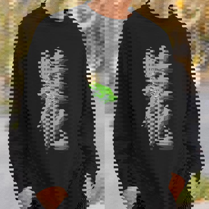 王子様フロッグ 王冠 幻想的な両生類ファン向け スウェットシャツ 彼への贈り物