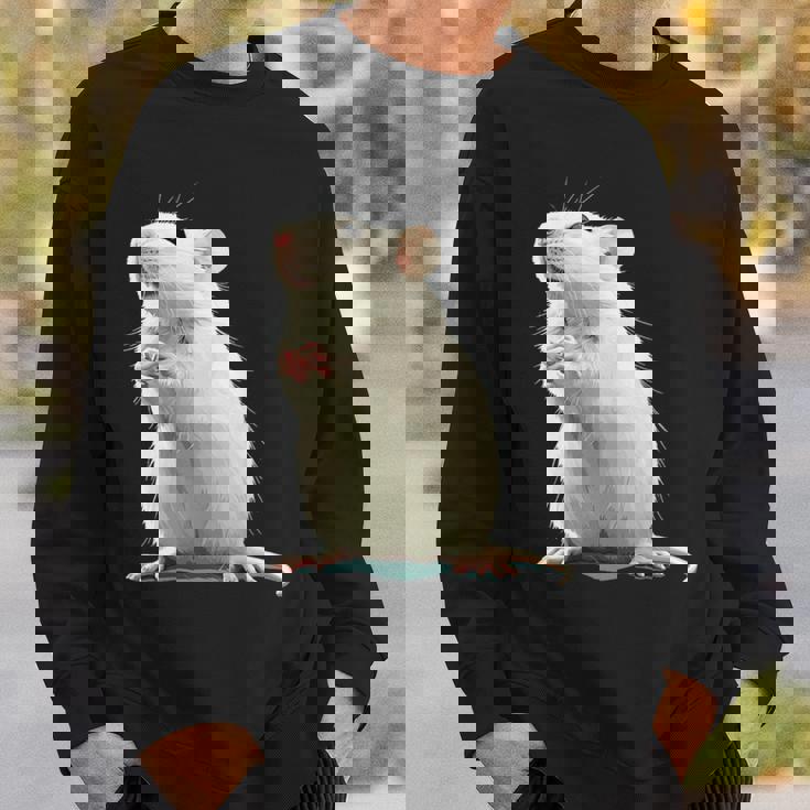 白いネズミが好きな人のための面白い見た目の白いネズミ スウェットシャツ 彼への贈り物