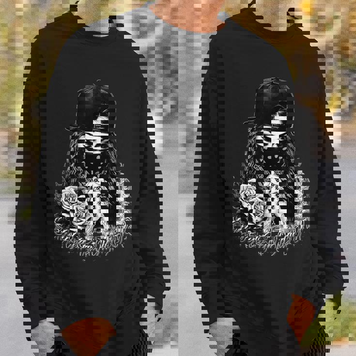 神のみが私を裁くことができる チカーノの服 タトゥー アート 祈りonly God Can Judge Me スウェットシャツ 彼への贈り物