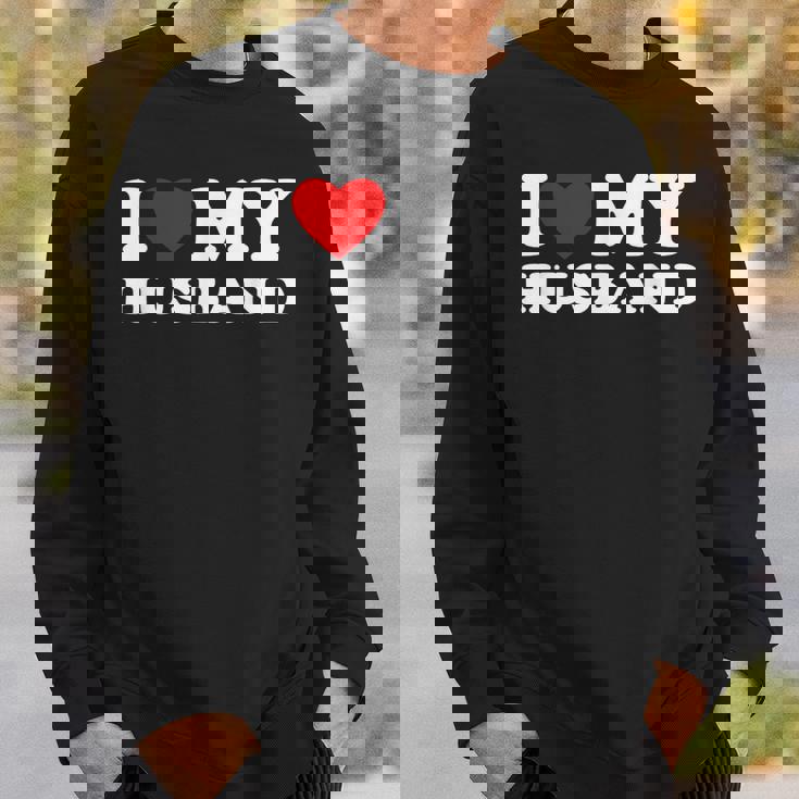 私は夫を愛しています私は夫を心から愛しています スウェットシャツ 彼への贈り物