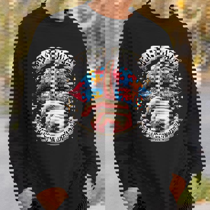 自閉症啓発唇を理解していないことを判断しないでください スウェットシャツ 彼への贈り物