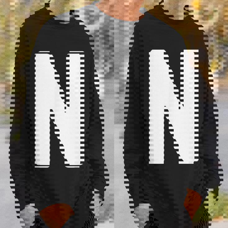 英文字 N 大文字 アルファベット モノグラム イニシャル スウェットシャツ 彼への贈り物
