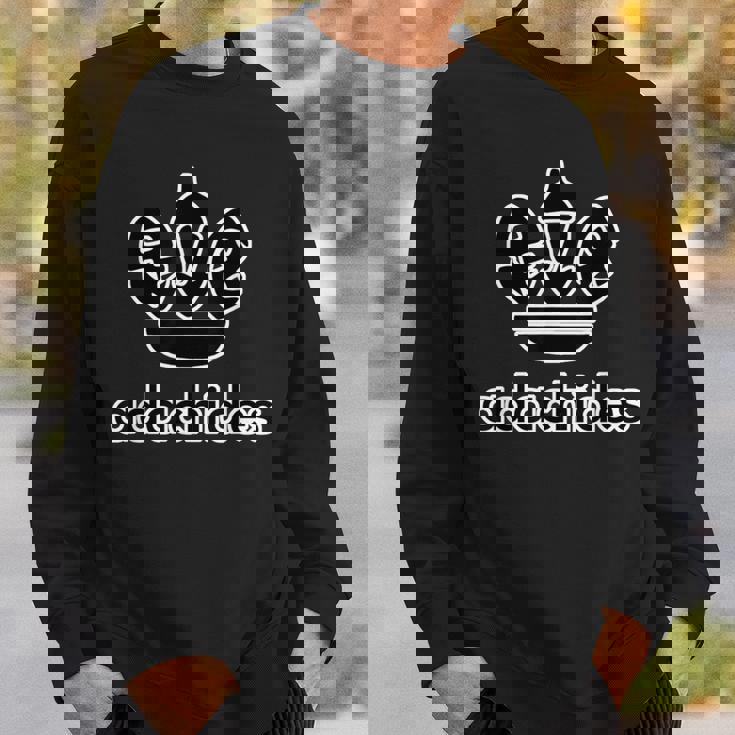 足立です Adachides《23区》足立区 パロディ ブランド【ロゴ ブラック 黒】ジモティ 地元愛 面白 スウェットシャツ 彼への贈り物