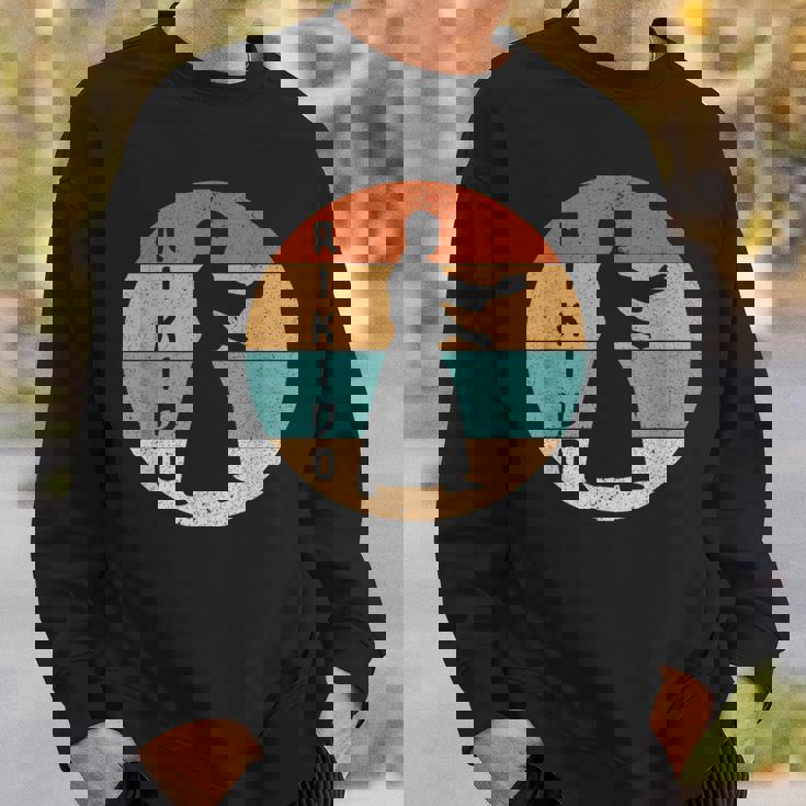 道場開業医のためのビンテージ合気道武道デザイン。 スウェットシャツ 彼への贈り物