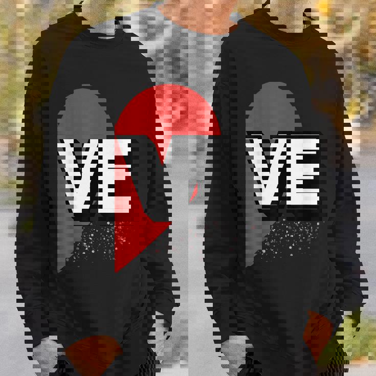 ２人で着るとハートが出来る Loveの文字になる 「Ve」カップル 恋人 スウェットシャツ 彼への贈り物