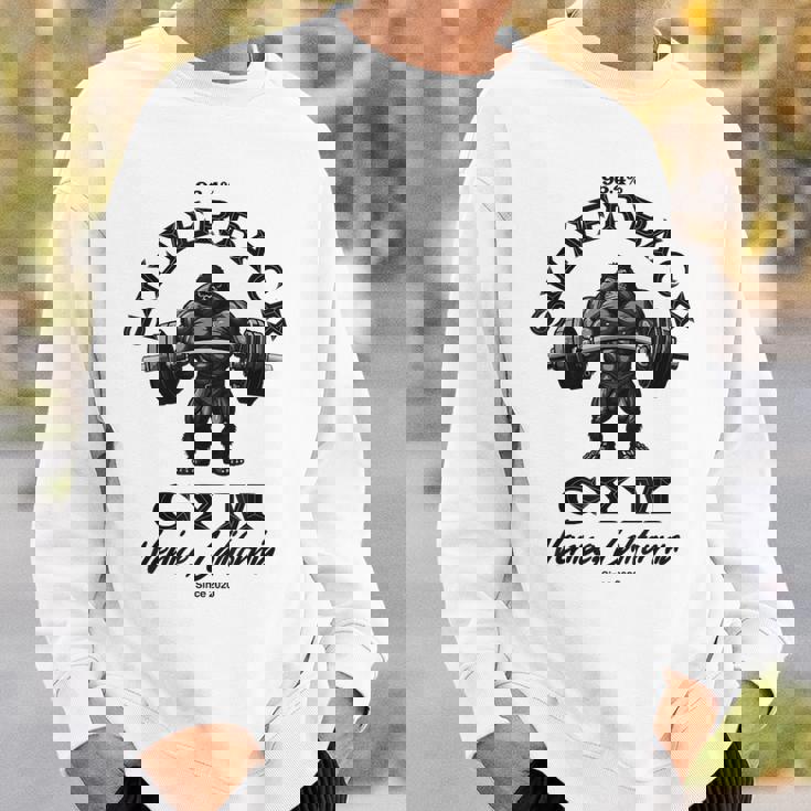 964シルバーバックゴリラ、ジムアパレル、ボディビルディング、類人猿。 スウェットシャツ 彼への贈り物