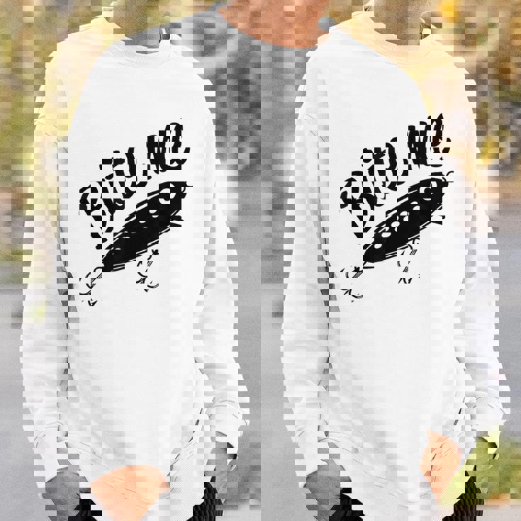 Bite Me 面白いフィッシャーマンフィッシングルアー スウェットシャツ 彼への贈り物