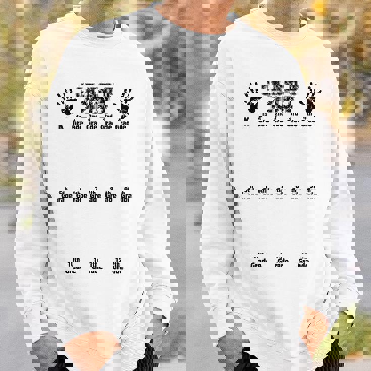 Class Of 2037 Grow With Me 手形 幼稚園 12年生 スウェットシャツ 彼への贈り物