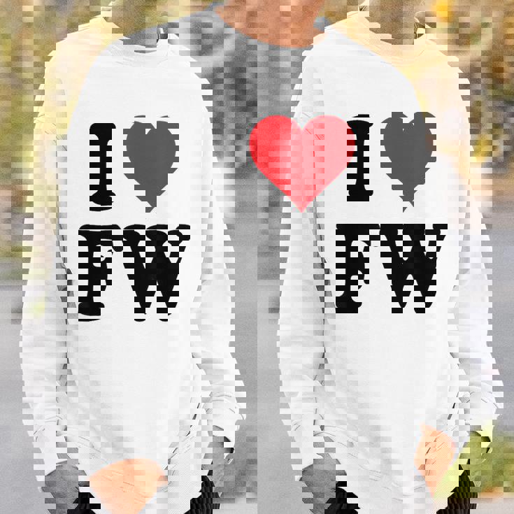 I Heart Fw Initials I Love FW First And Last Name F W スウェットシャツ 彼への贈り物