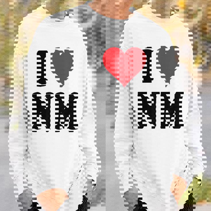 I Heart Nm Initials I Love NM First And Last Name N M スウェットシャツ 彼への贈り物