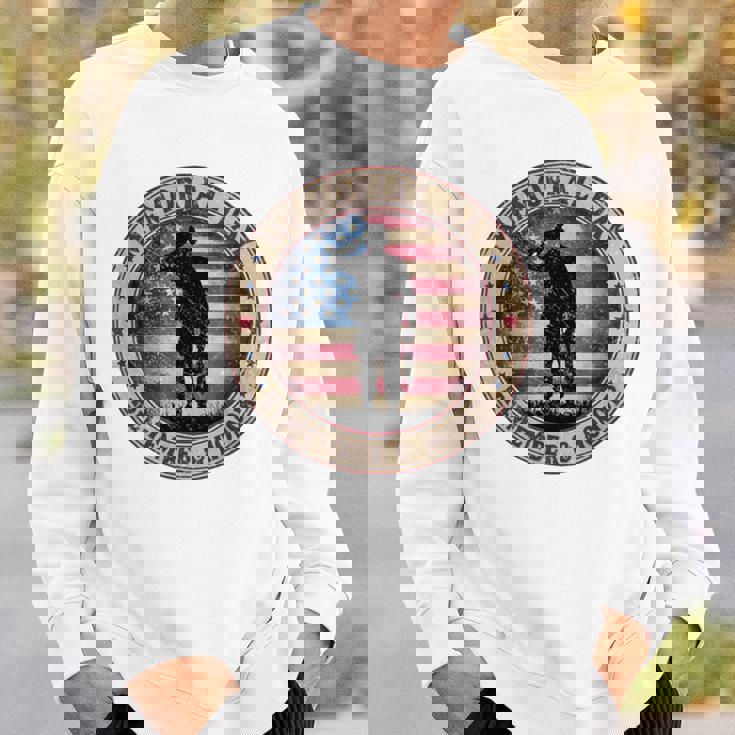 Honor Remember Memorial Day ヴィンテージポピーフラワー 愛国的 長袖tシャツ スウェットシャツ 彼への贈り物