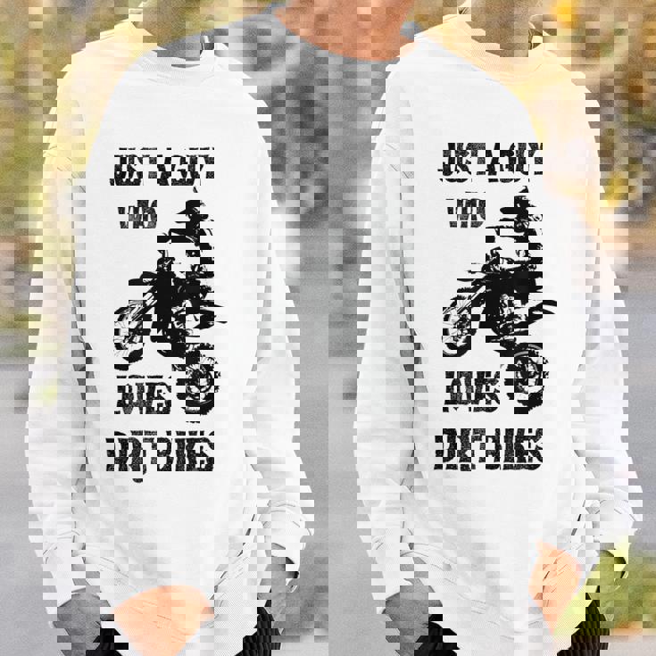 メンズ Just A Guy Who Loves ダートバイク 面白い モトクロス スウェットシャツ 彼への贈り物