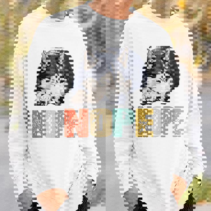 Nope 眠るシベリアンハスキーデザイン 長袖tシャツ スウェットシャツ 彼への贈り物