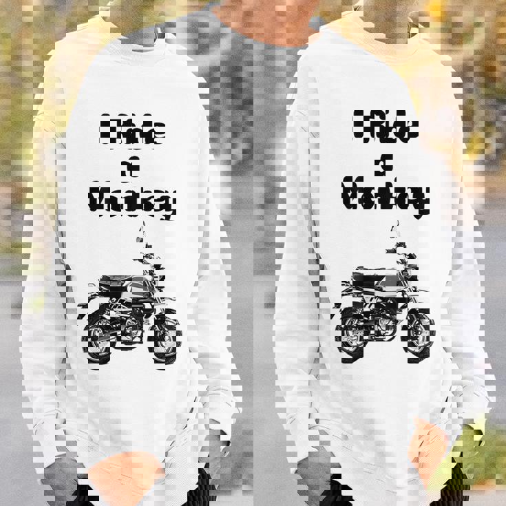 I Ride A Monkey オートバイ ミニバイクシャツ スウェットシャツ 彼への贈り物