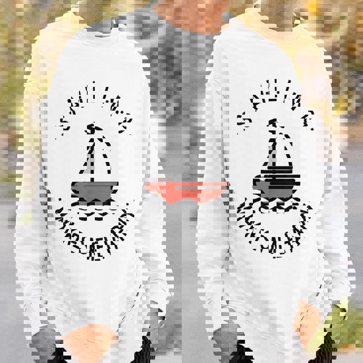 Sailing Makes Me Happy レッド ヨット スウェットシャツ 彼への贈り物