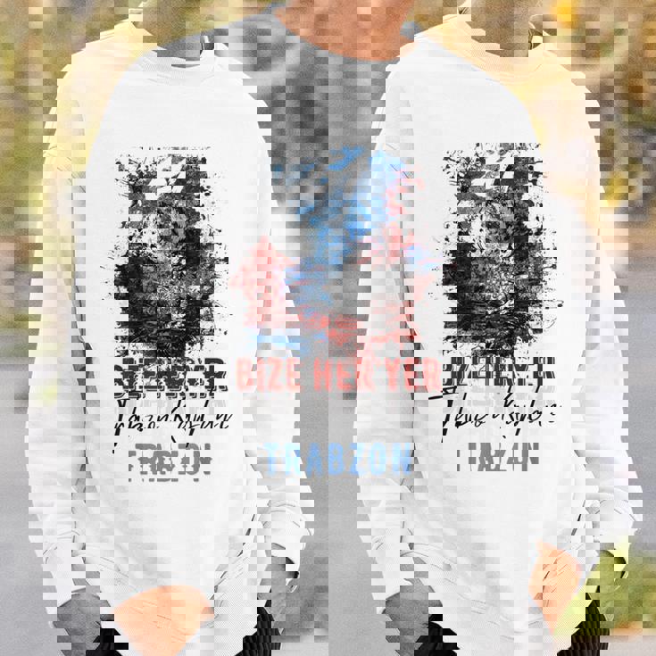 Trabzon 61 Bize Her Yer Trabzon ホワイトエディション スウェットシャツ 彼への贈り物