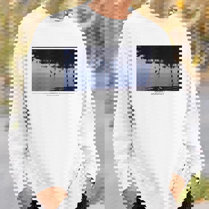 「犬神家の一族」逆さ足ショット スウェットシャツ 彼への贈り物