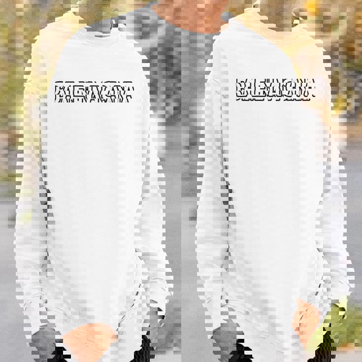 【バックプリント・背中側】Balenaicana《ばれないかな》ホワイト 白 ロゴ【変なt】ブランド パロディ 面白 スウェットシャツ 彼への贈り物