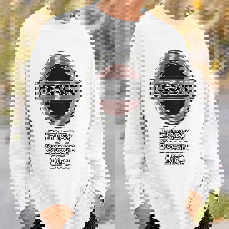 【バックプリント・背中側】Ossan おっさん（車好き ロゴ エンブレム パロディ）【変なデザイン屋さん】文字 面白い スウェットシャツ 彼への贈り物