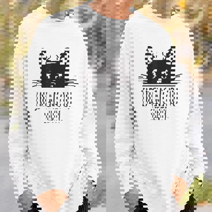 あなたを静かに判断します スウェットシャツ 彼への贈り物