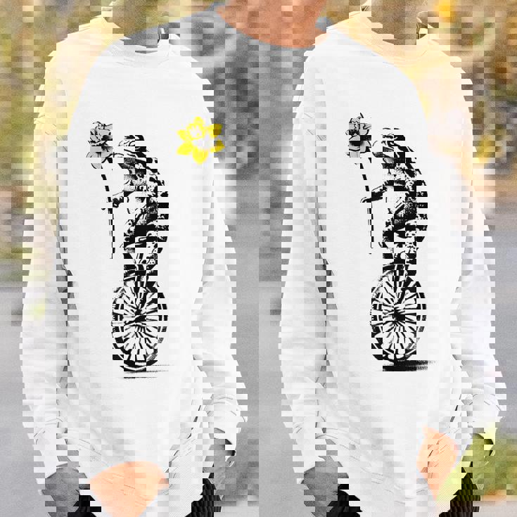 かわいい面白いカエルの一輪車 スウェットシャツ 彼への贈り物